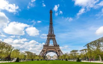 Tour Ziarah Vatikan Lourdes Paris